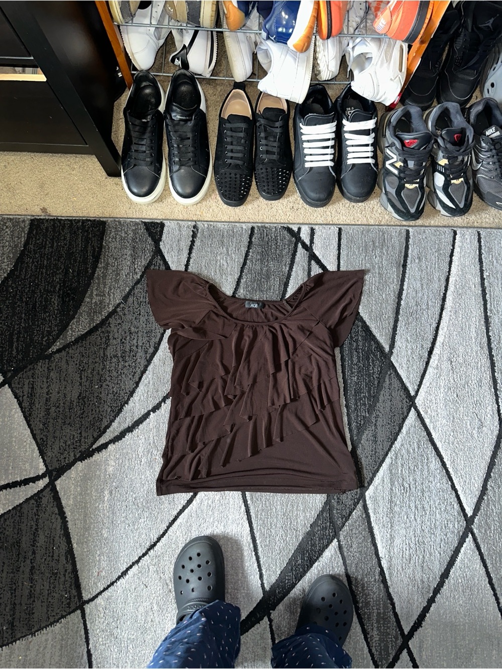 Women’s Brown Ruffled Short-Sleeve Top